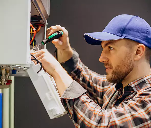 Expert Plumber for Tankless Water Heater Maintenance in Noblesville, IN: Schedule Professional Maintenance Services with Us